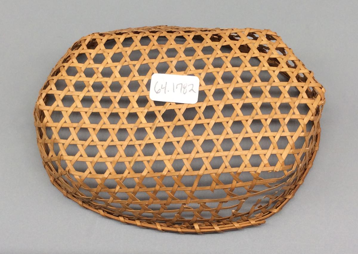 1964.1782 Basket, view 4