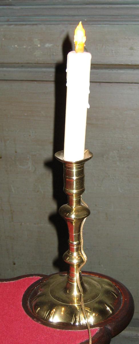 1964.1785.002 Candlestick