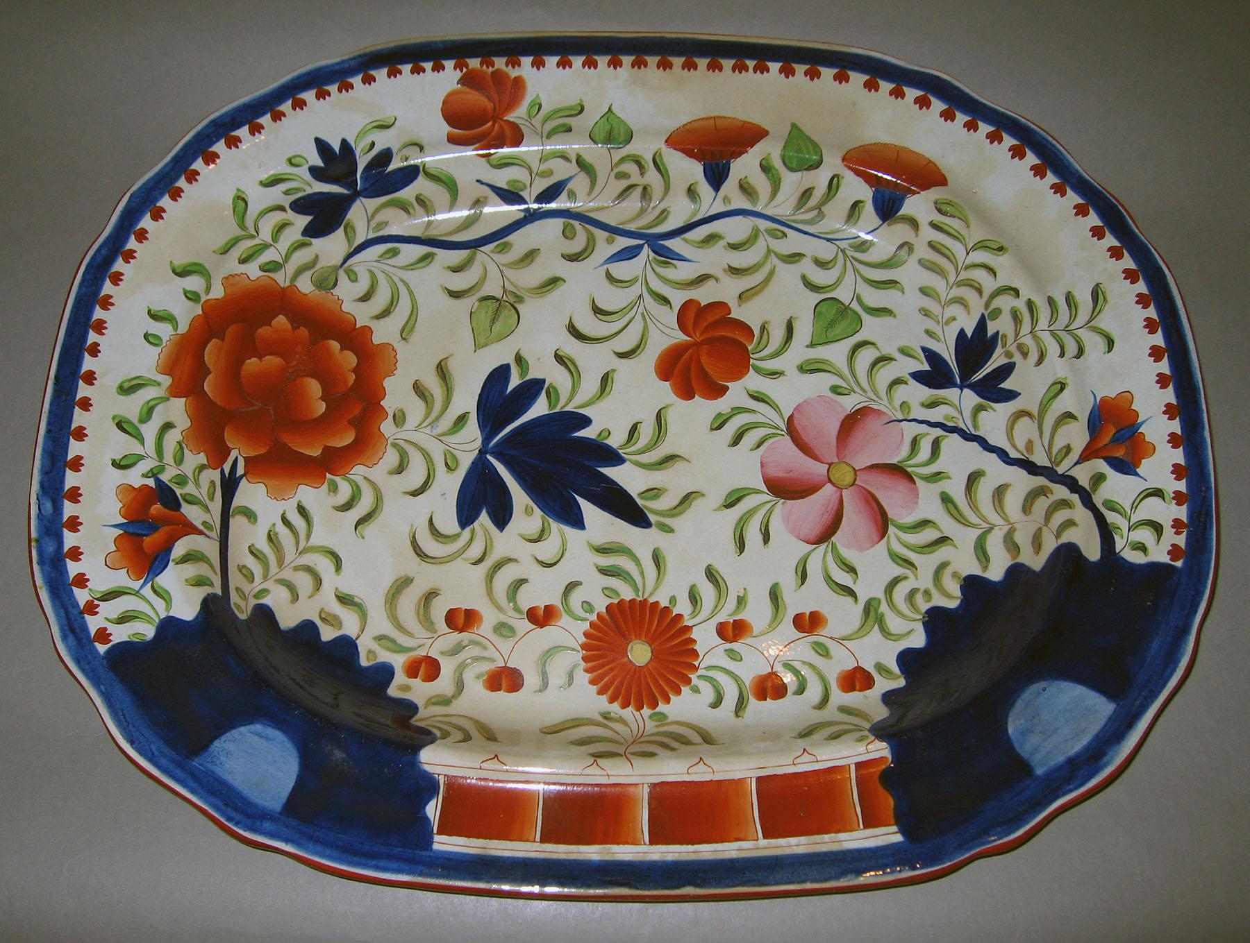 1964.1813.001 Double rose pattern dish