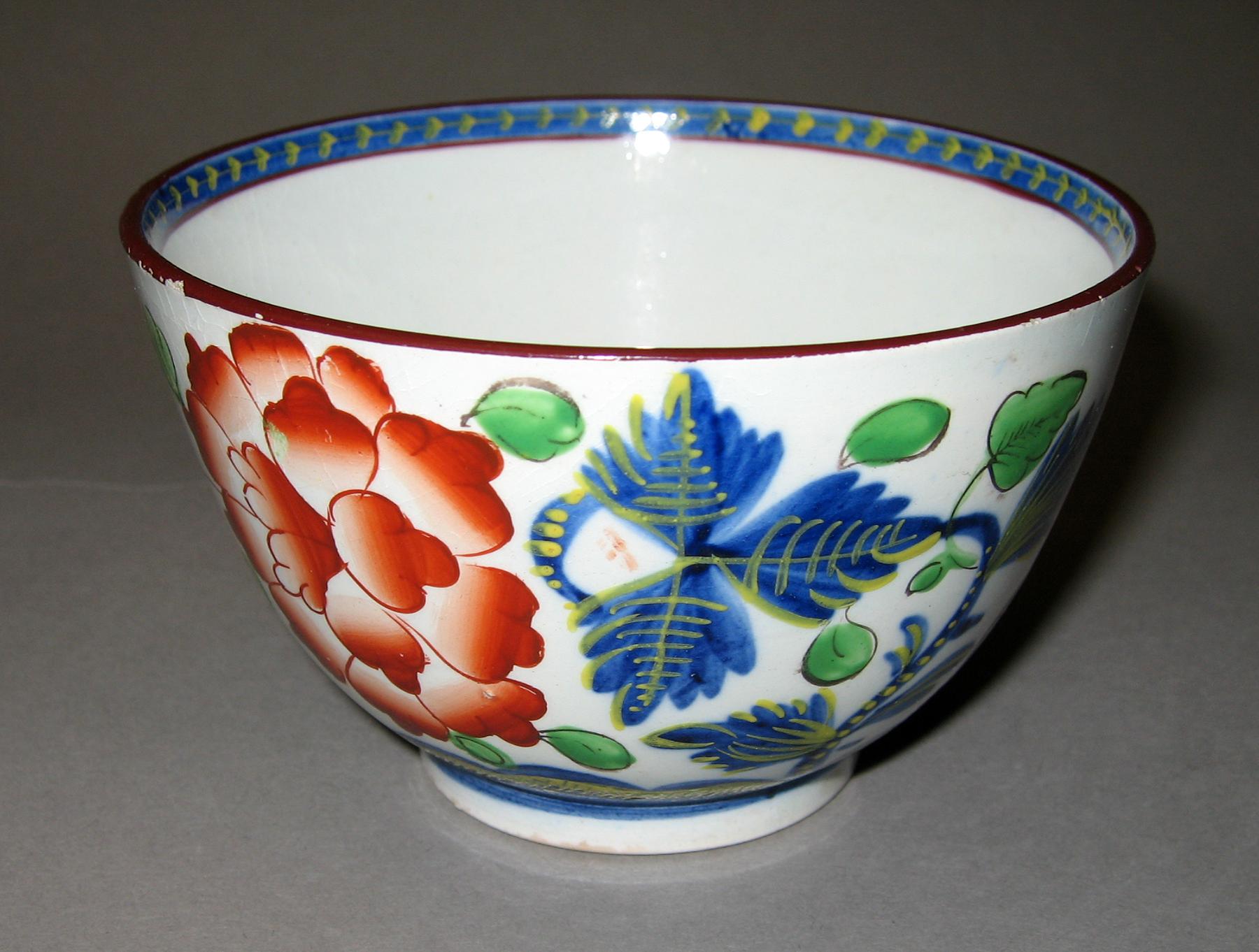 1964.1818.010 Gaudy dutch pearlware carnation teabowl