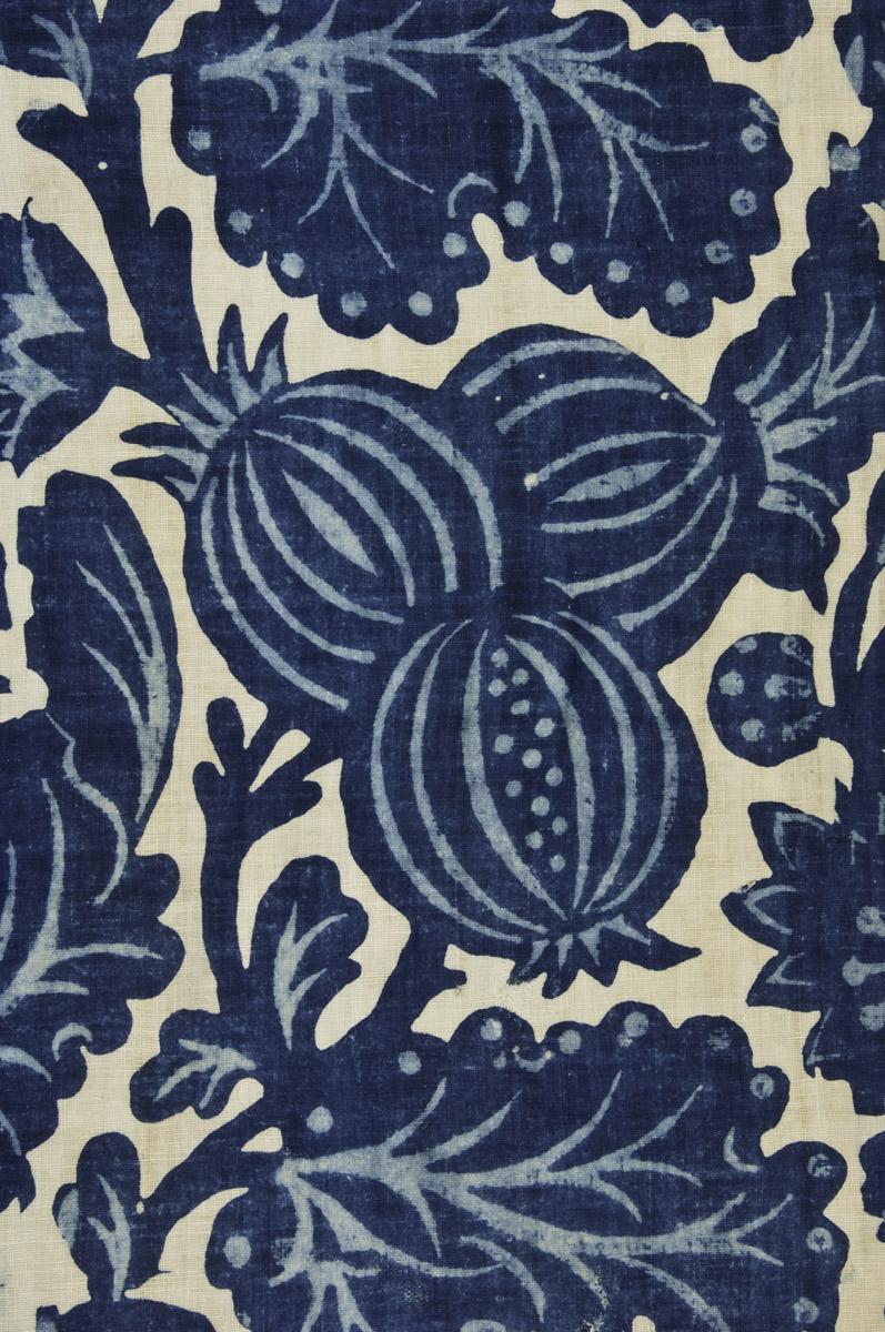 1955.0653.001 A Window hanging, detail 3