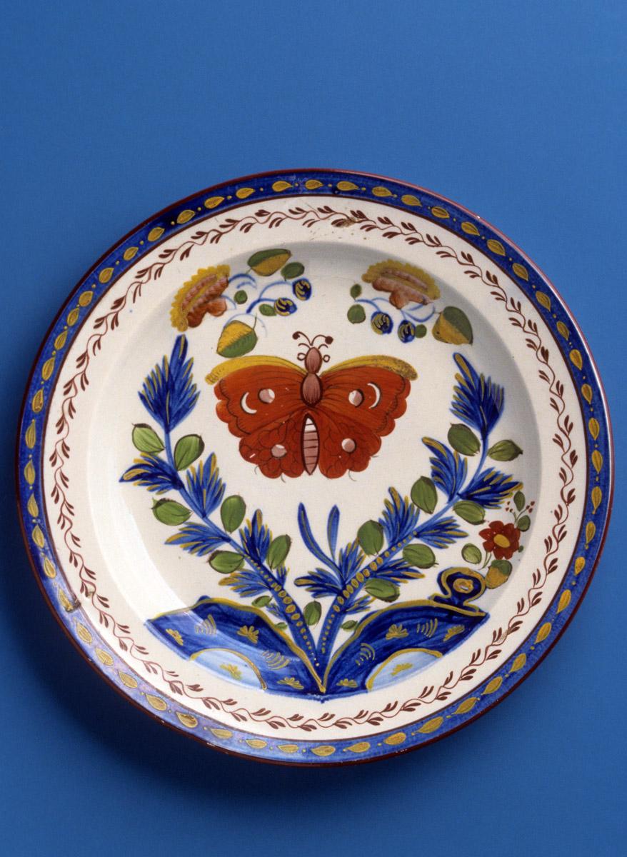 1964.1820.012 Pearlware plate