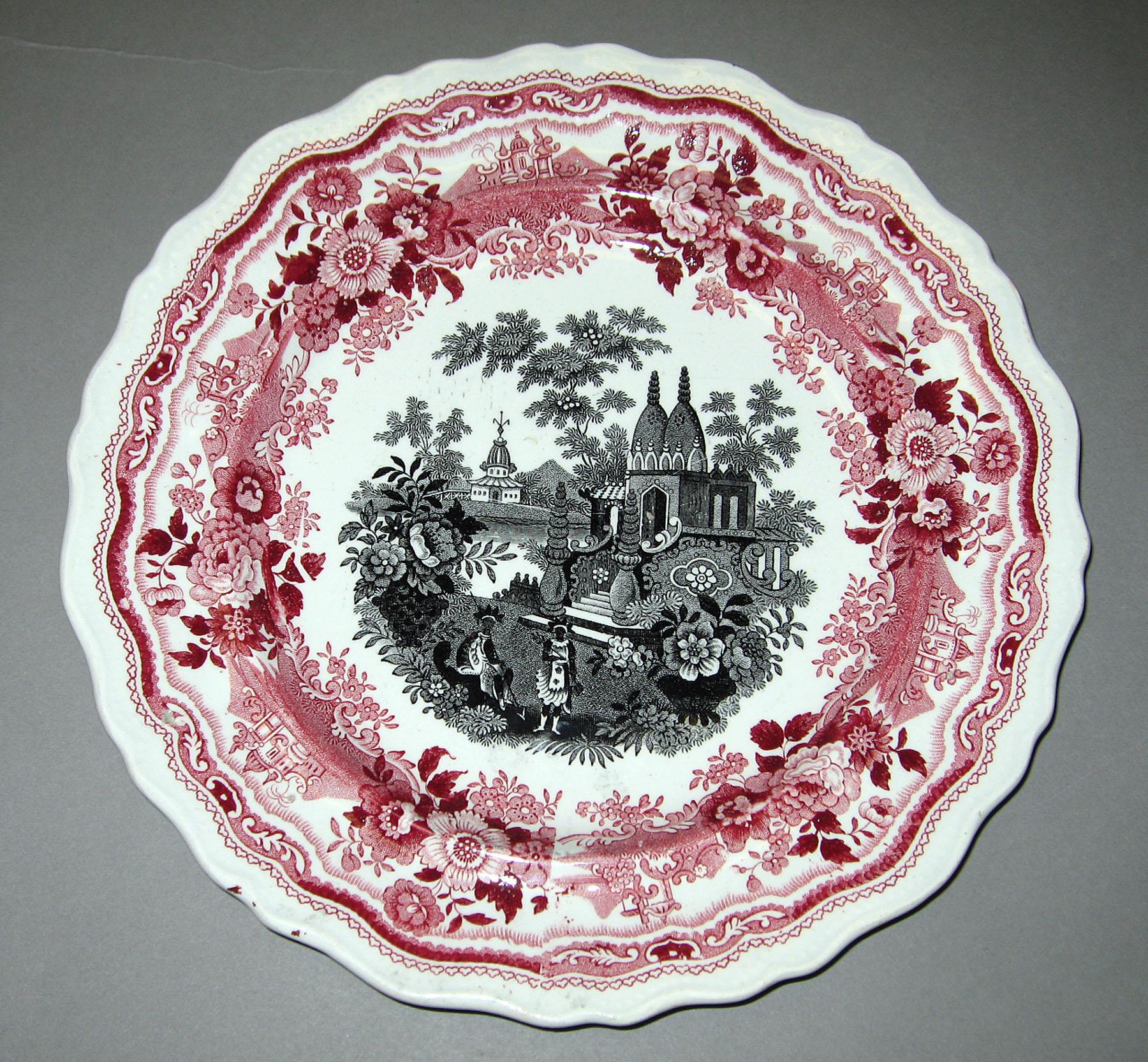 1964.1839 Earthenware plate