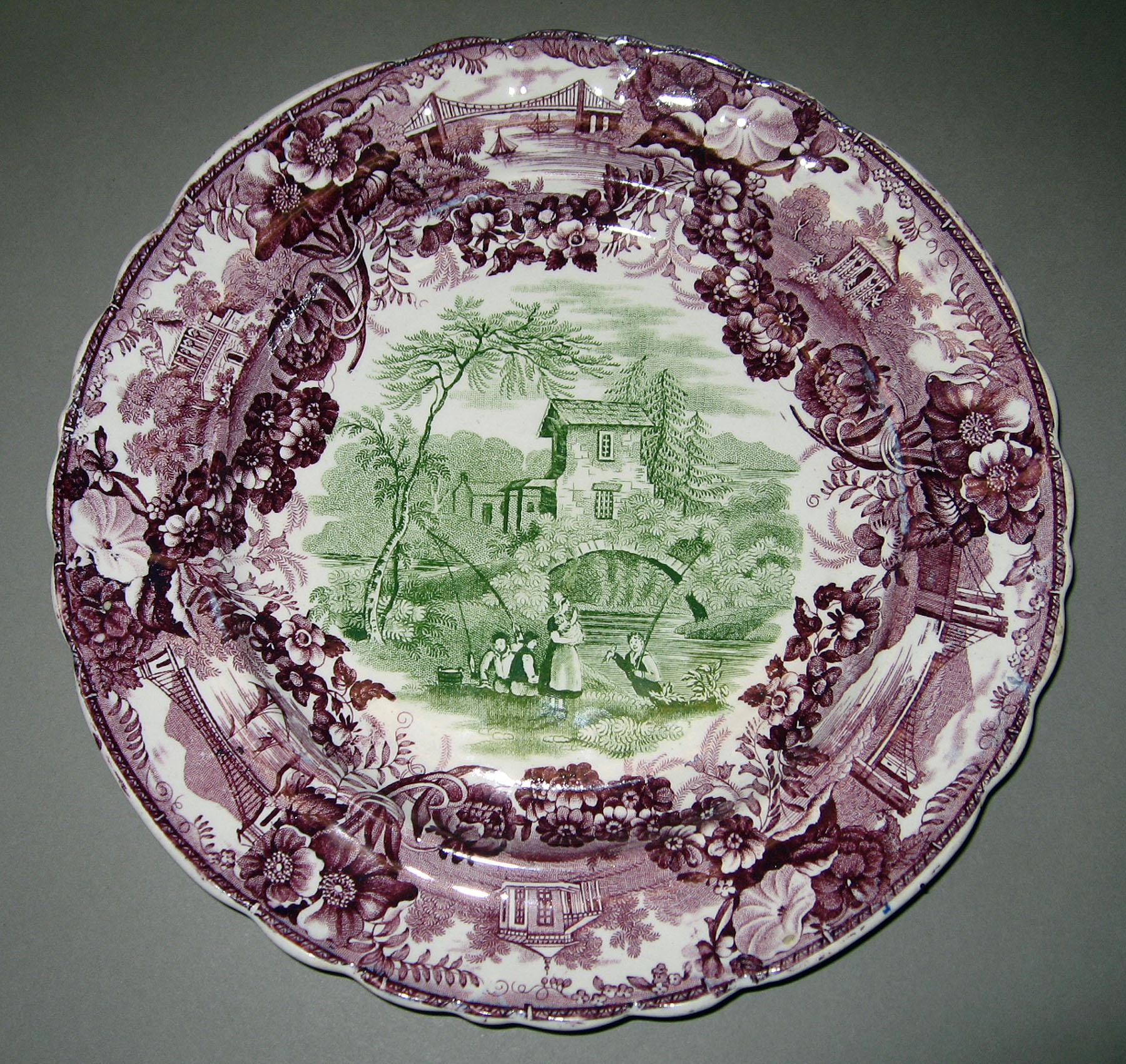 1964.1844.002 Earthenware plate