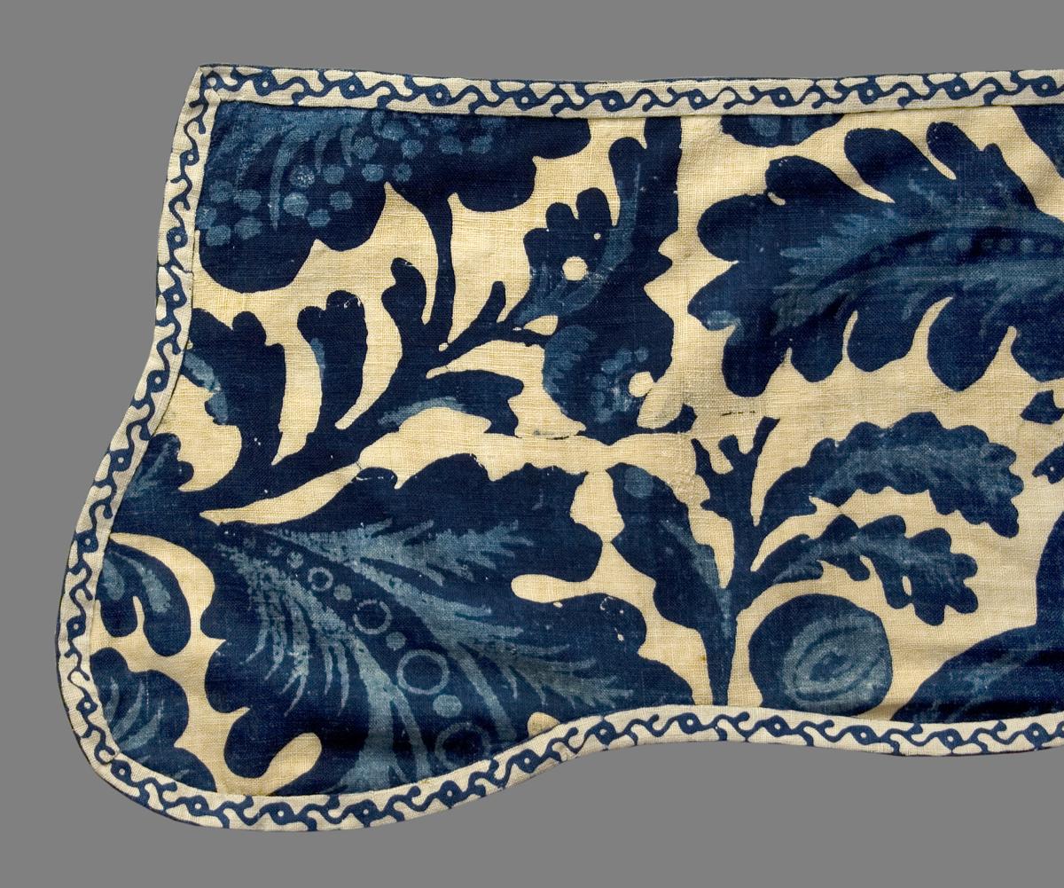 1955.0654 A Bed Hanging, Valance, Edge Detail