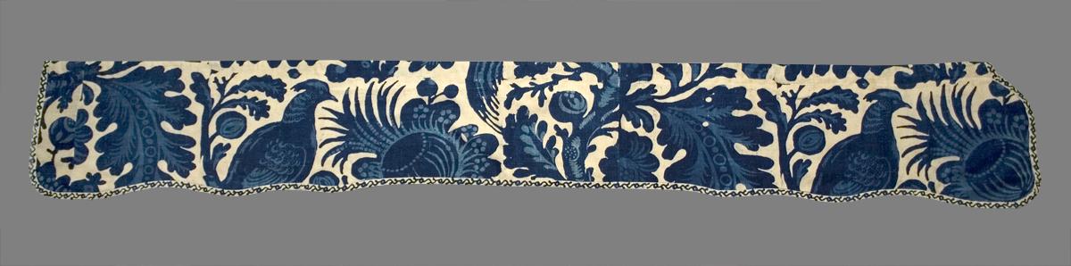 1955.0654 G Bed Hanging, Valance