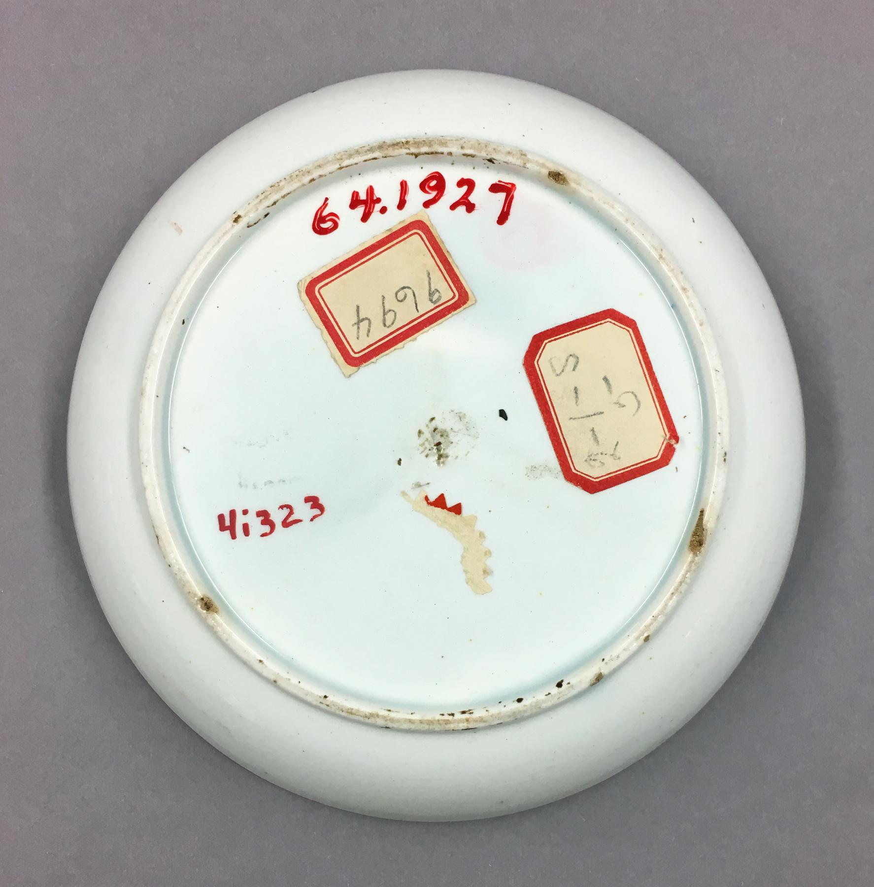 1964.1927 Cadmus saucer, underside