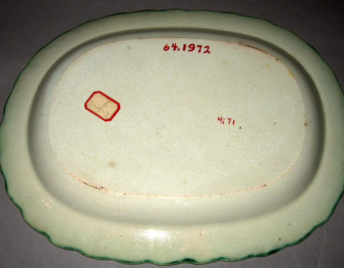 1964.1972 Pearlware dish (underside)