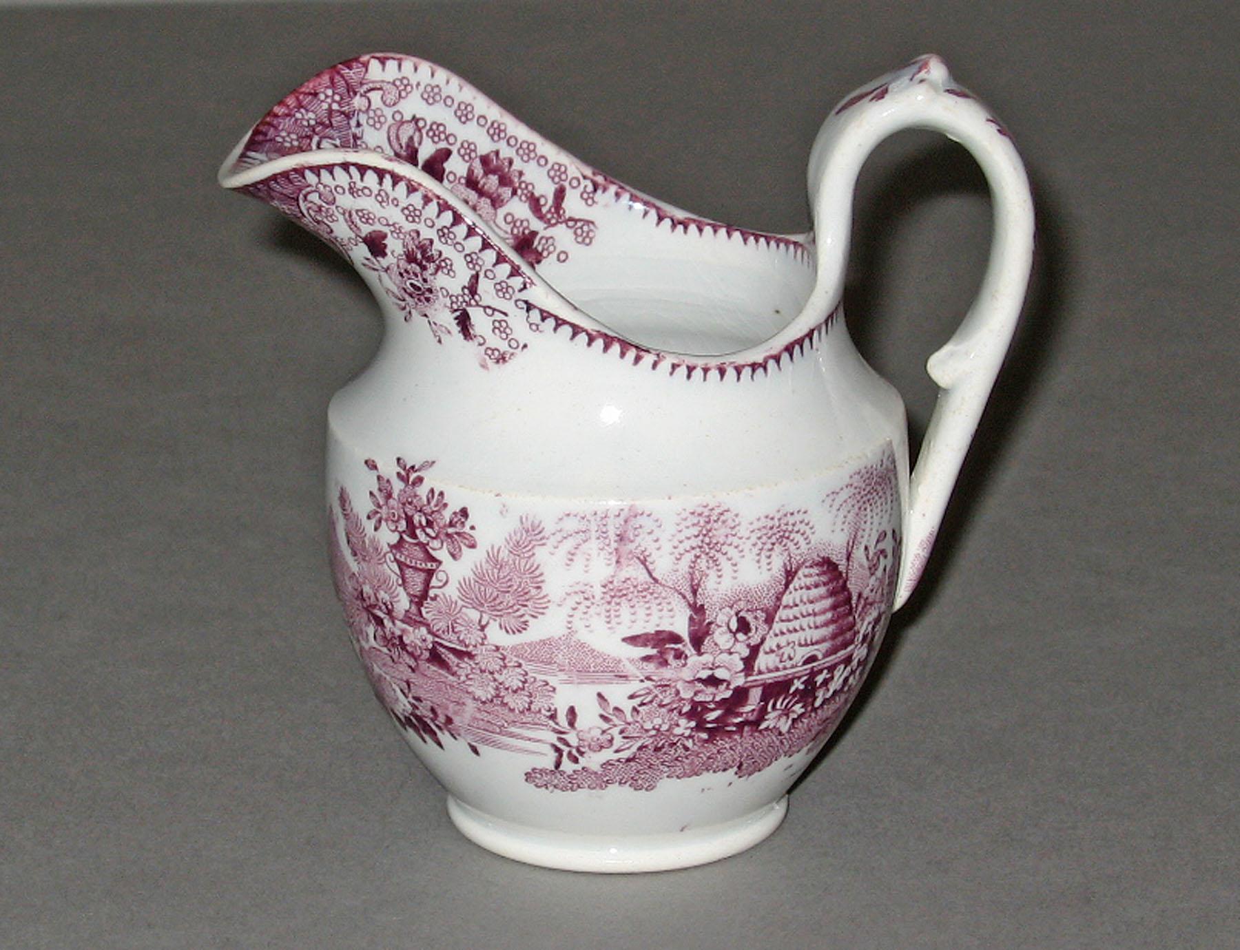 1964.1991.002 Pearlware cream pot