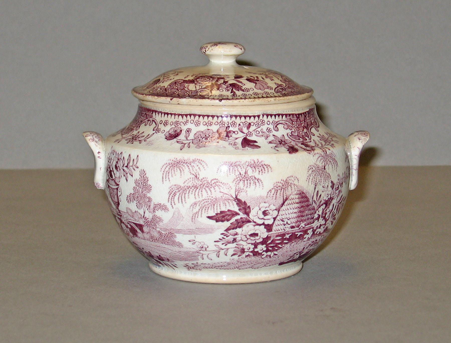 1964.1991.003 A, B Pearlware sugar bowl
