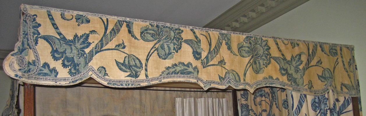 1955.0656 d Bed hanging, valance