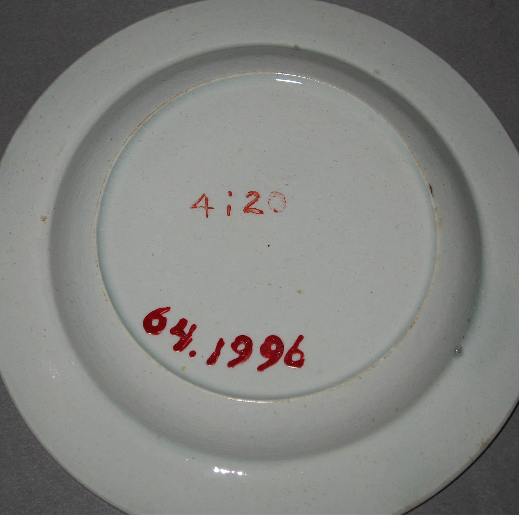 1964.1996 Pearlware plate (underside)
