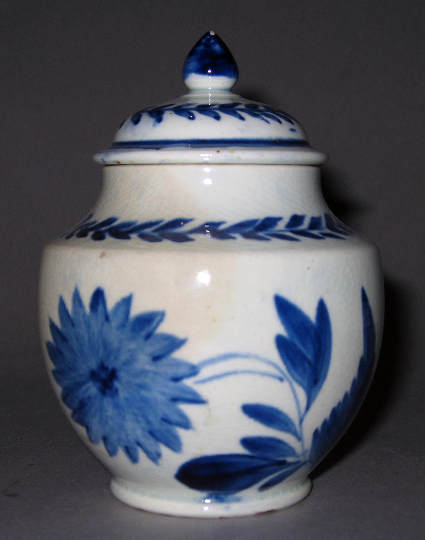 1964.2000.002 Pearlware sugar bowl