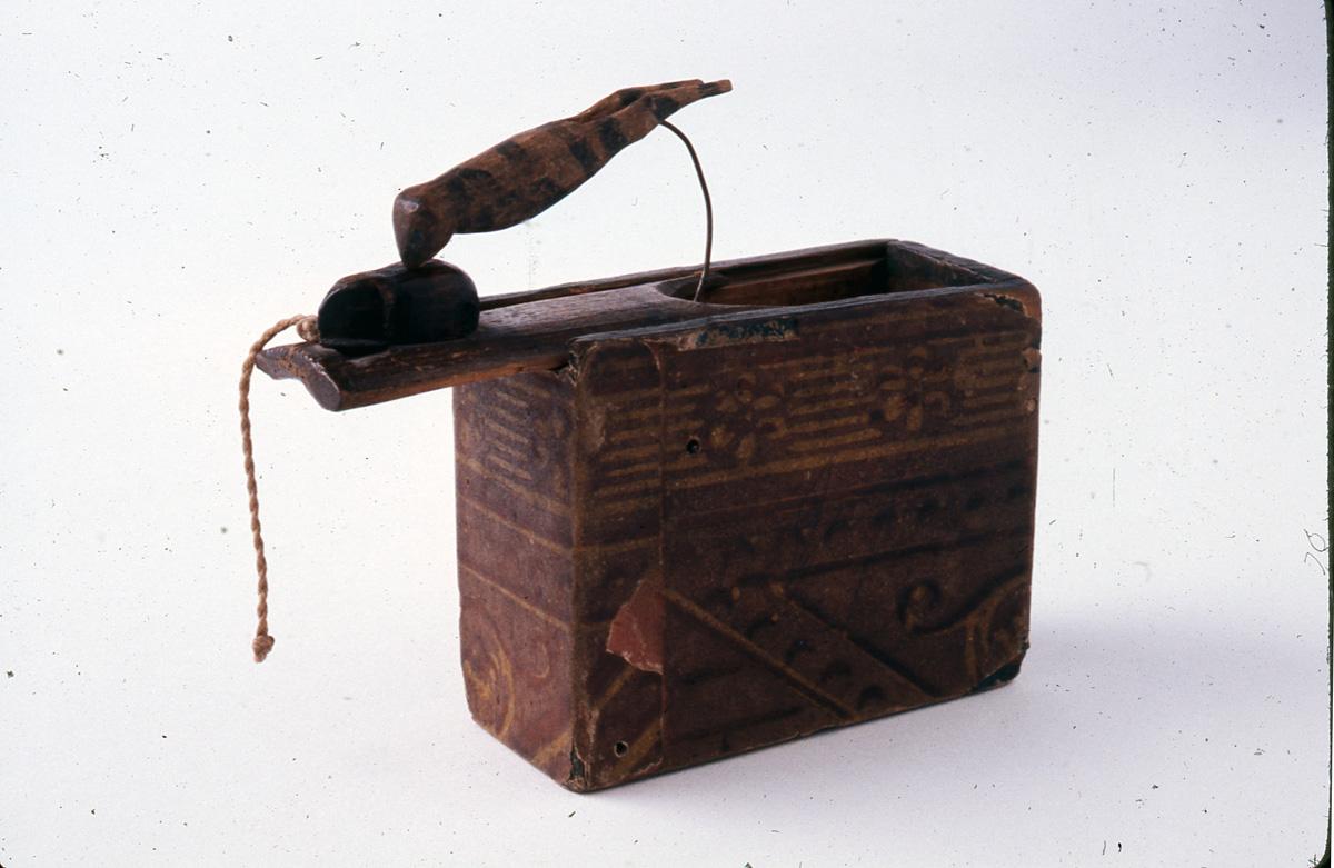 1964.2020 Box, Trick box
