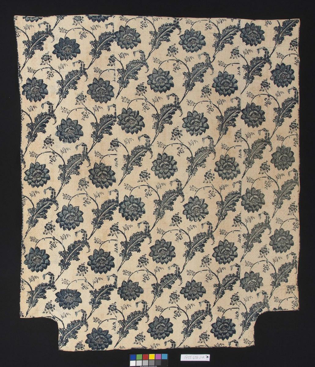 1955.0656 J Quilt, reverse