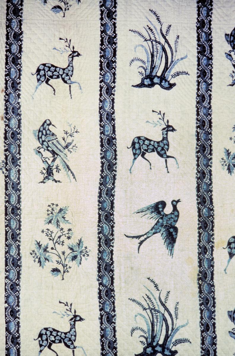 T12 Textile, printed, design repeat