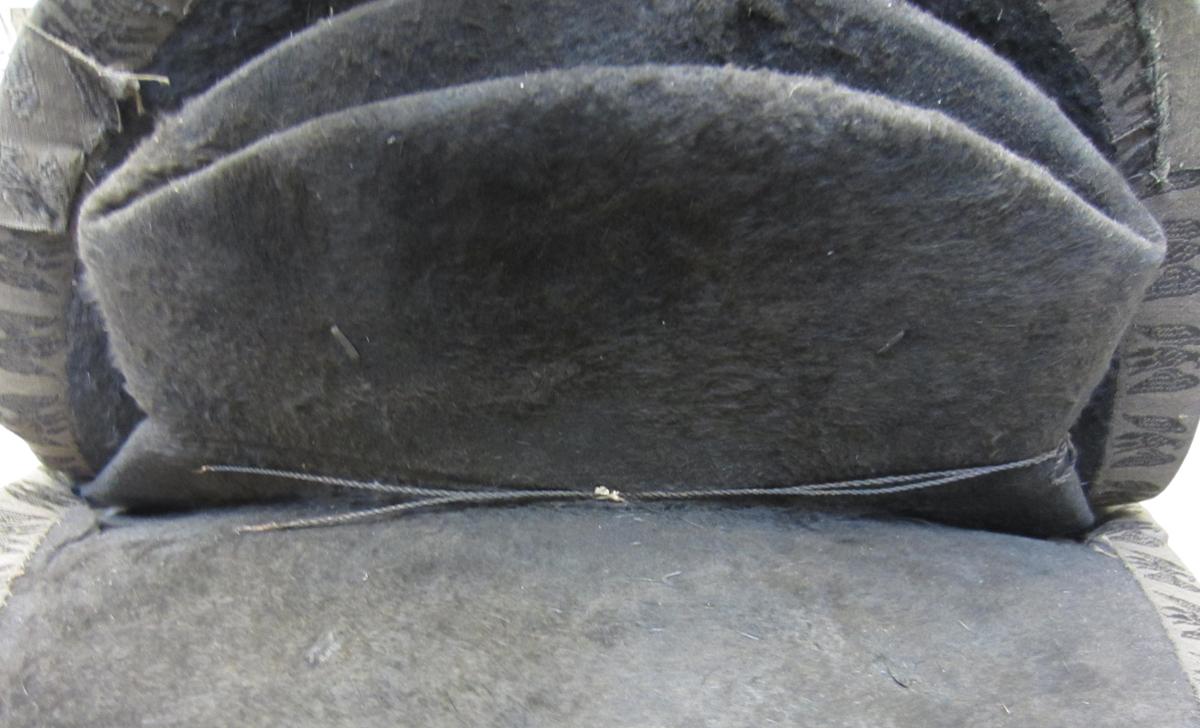 1964.2036 Hat, Crown 2