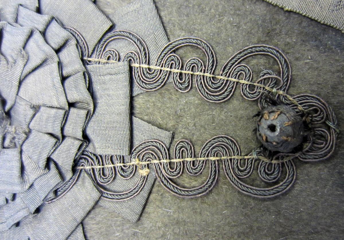 1964.2036 Hat, Detail trim