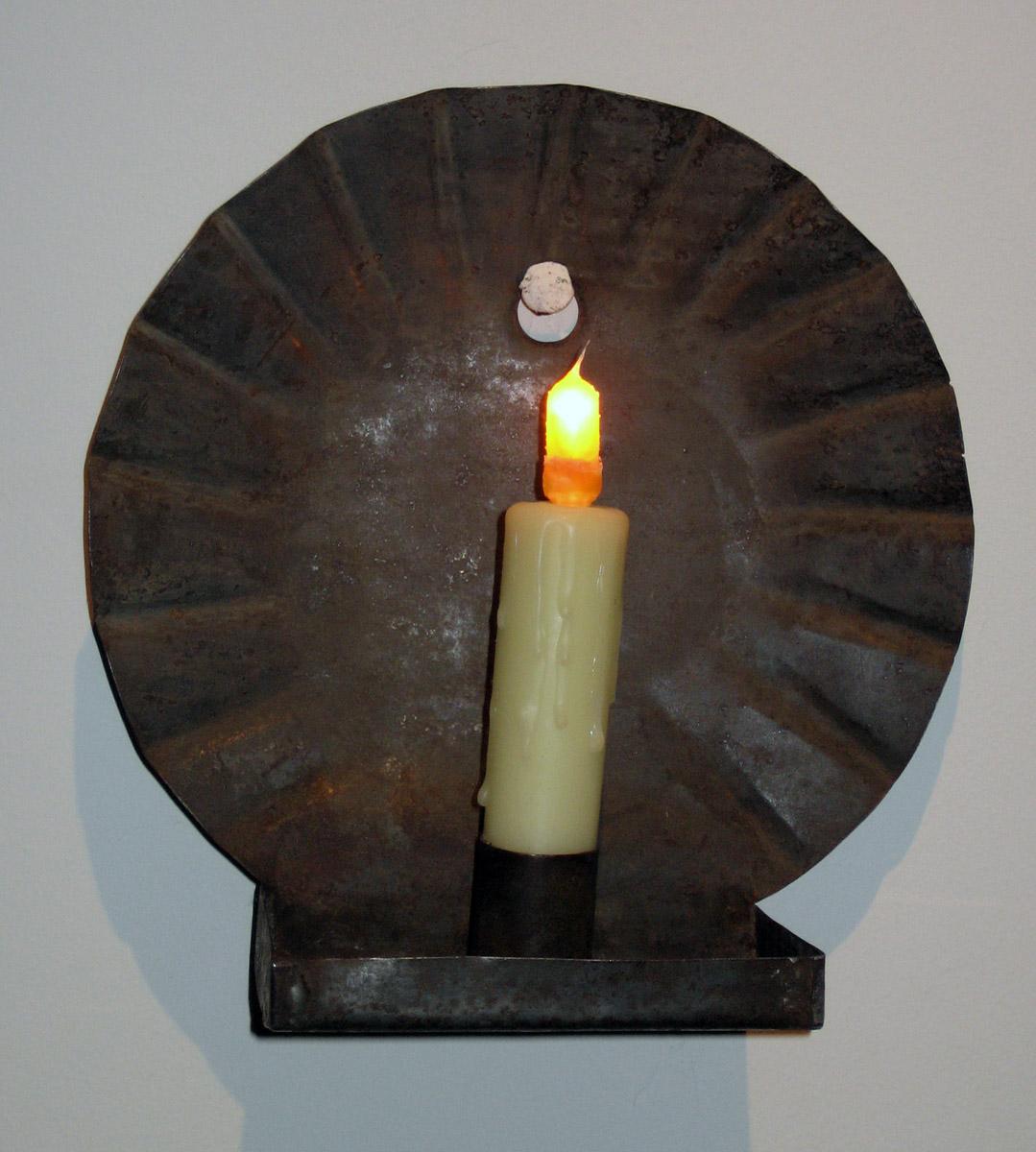 1964.2043 Sconce