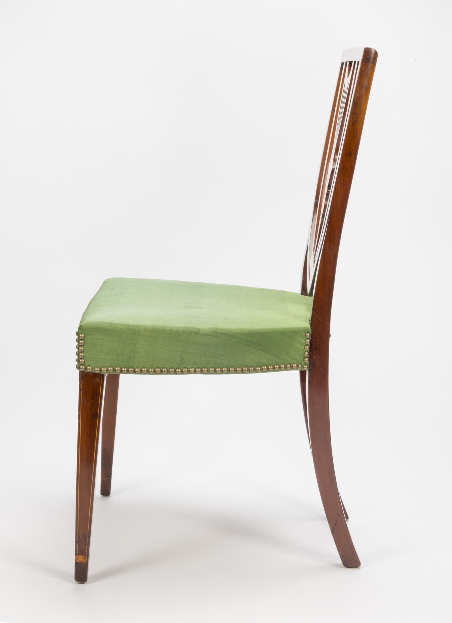 1952.0131 Chair, view 4