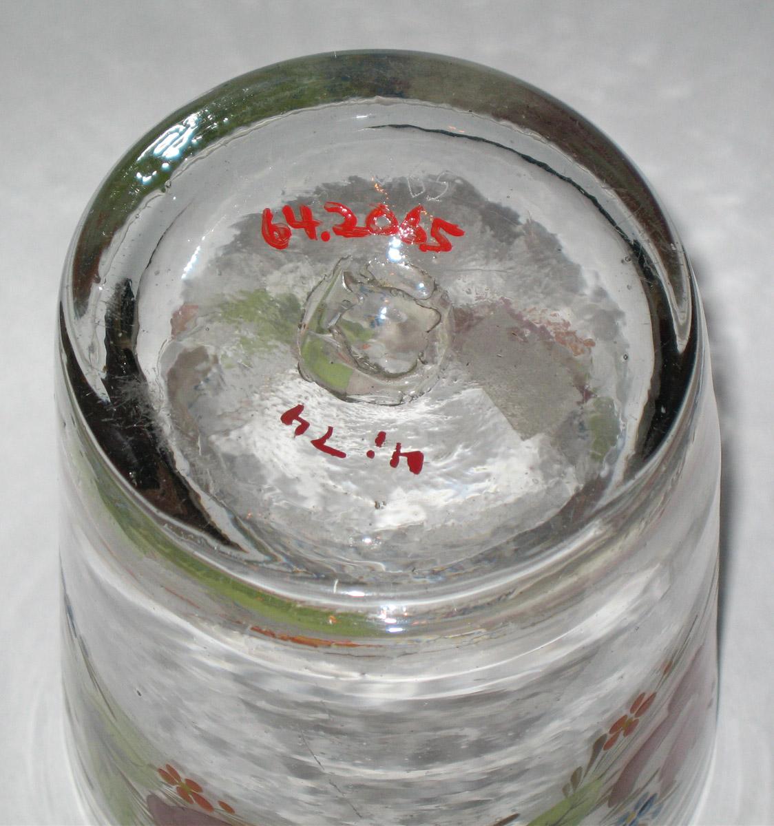 1964.2065 Glass tumbler or beaker (bottom)