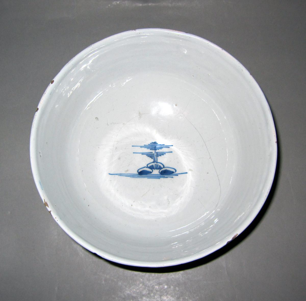 1964.2128 Delft punch bowl top