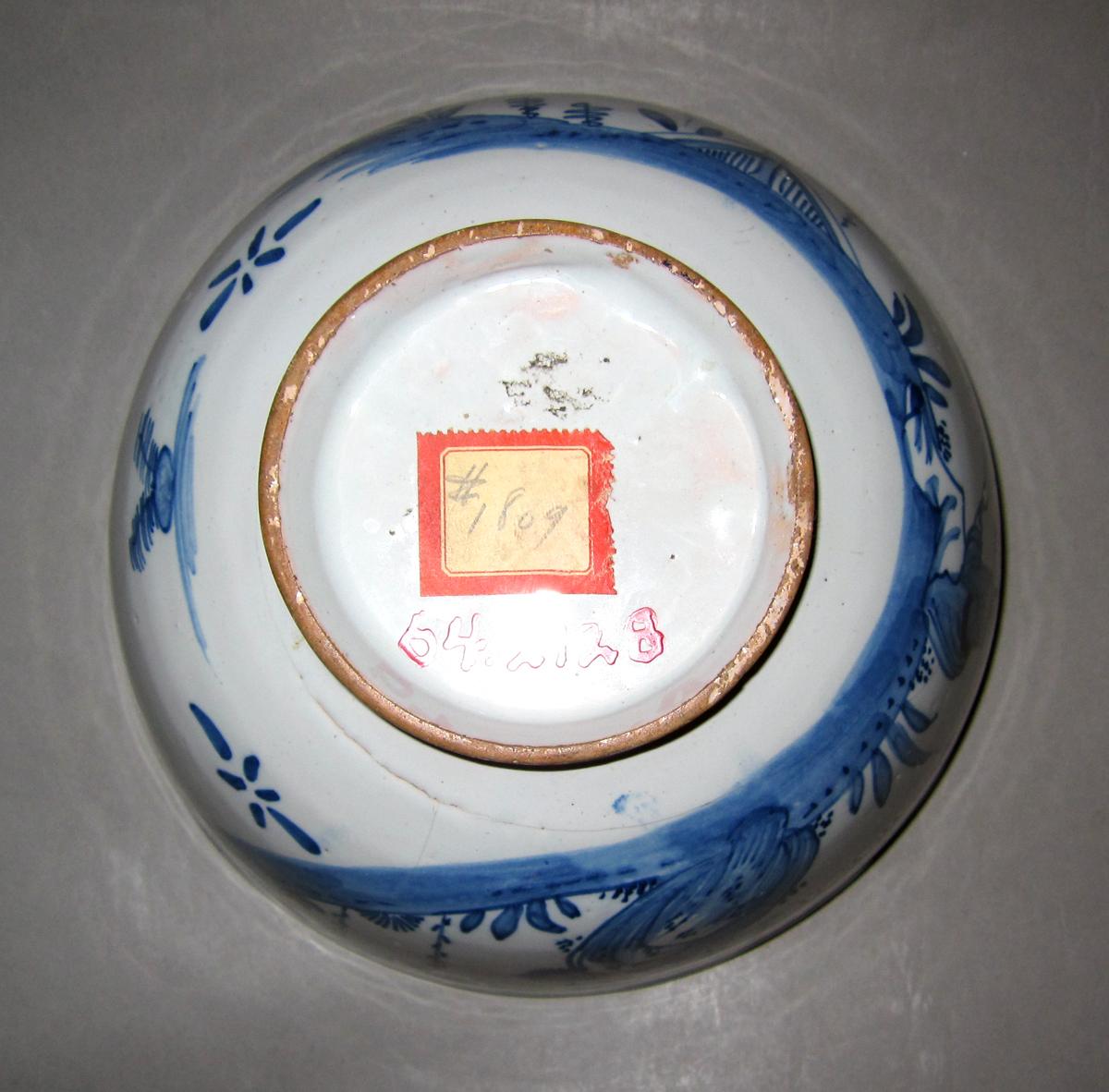 1964.2128 Delft punch bowl underside