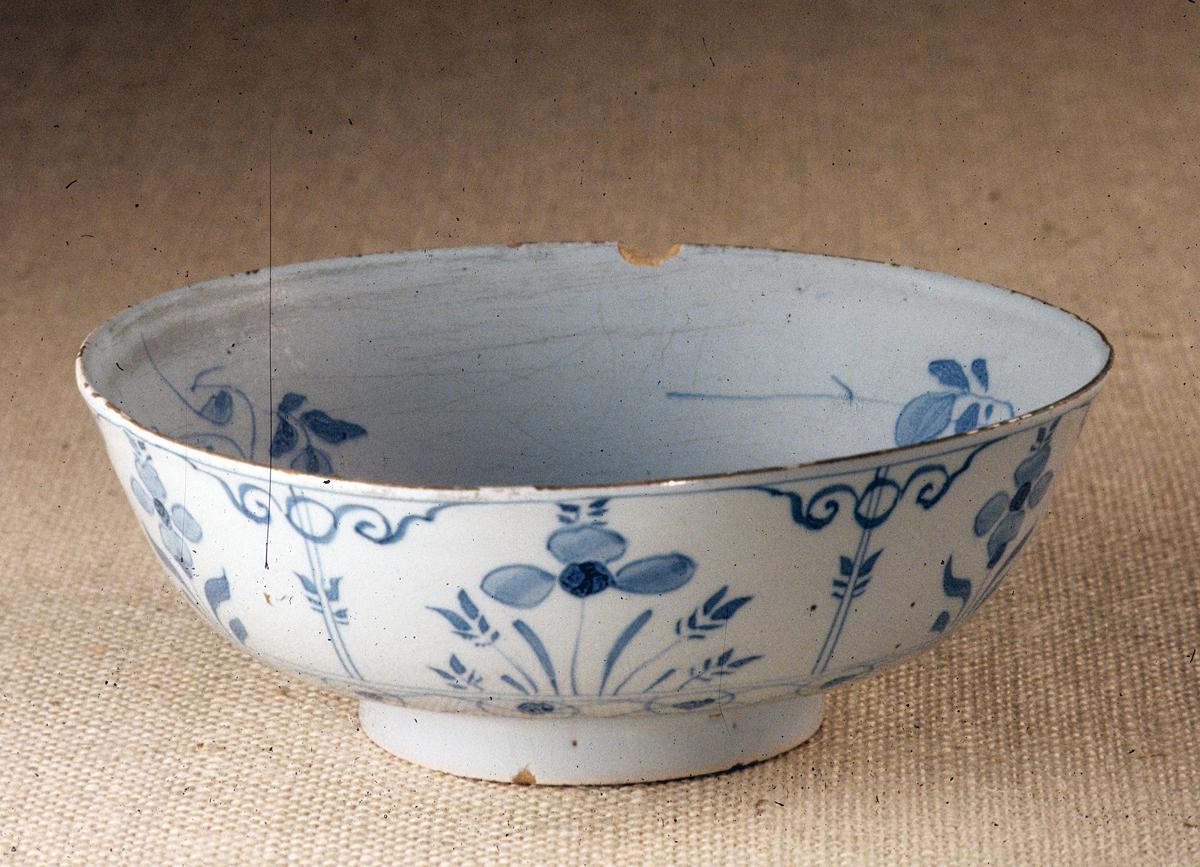 1964.2129 Bowl