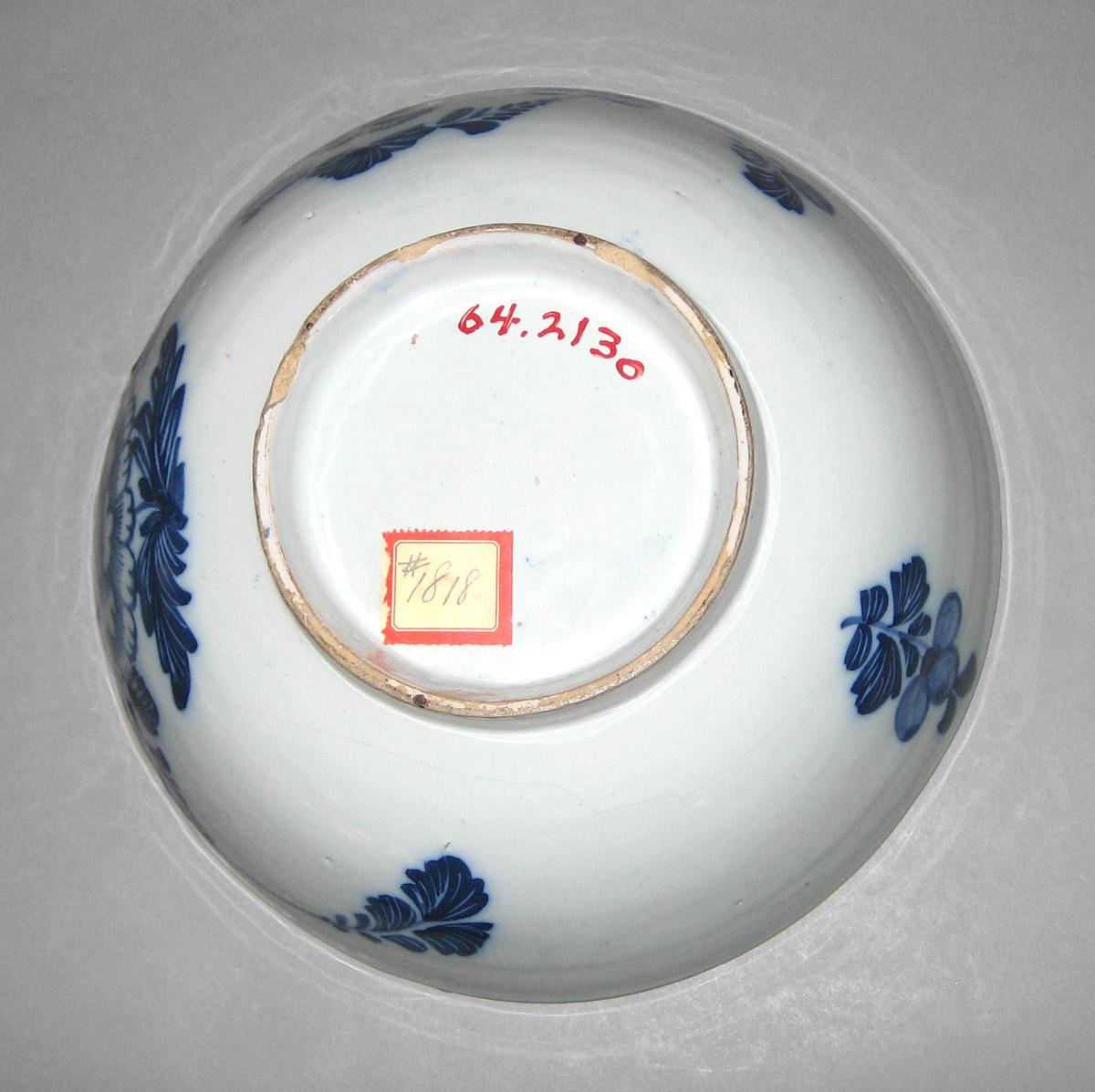 1964.2130 Delft punch bowl bottom
