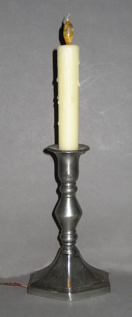 1964.2157.002 Candlestick