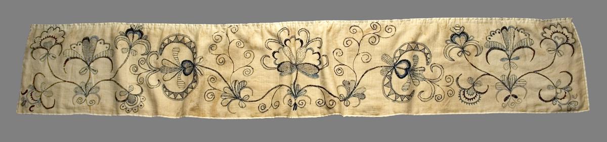 1955.0658 E Bed Hanging, Valance