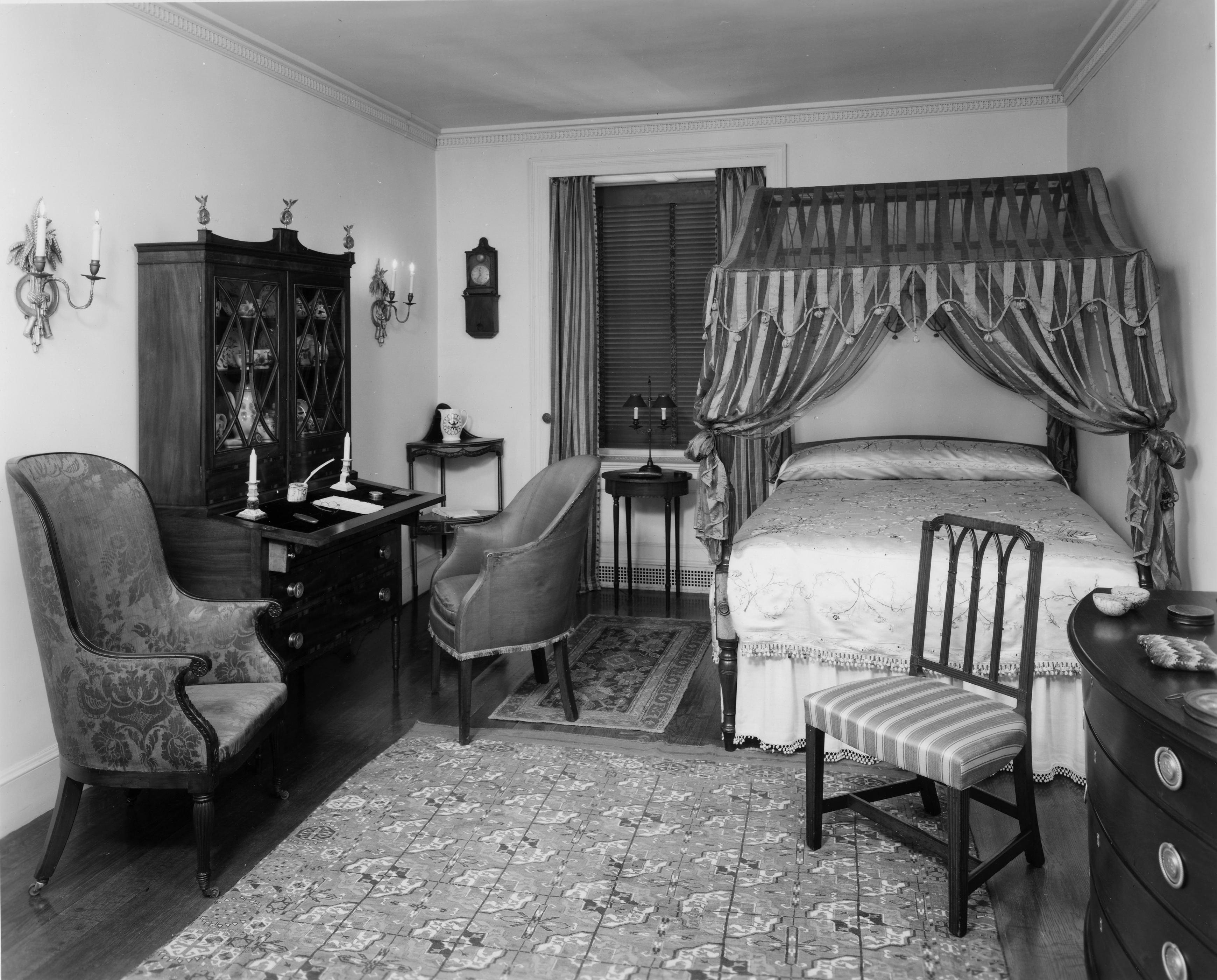 Room-Sheraton Room bw