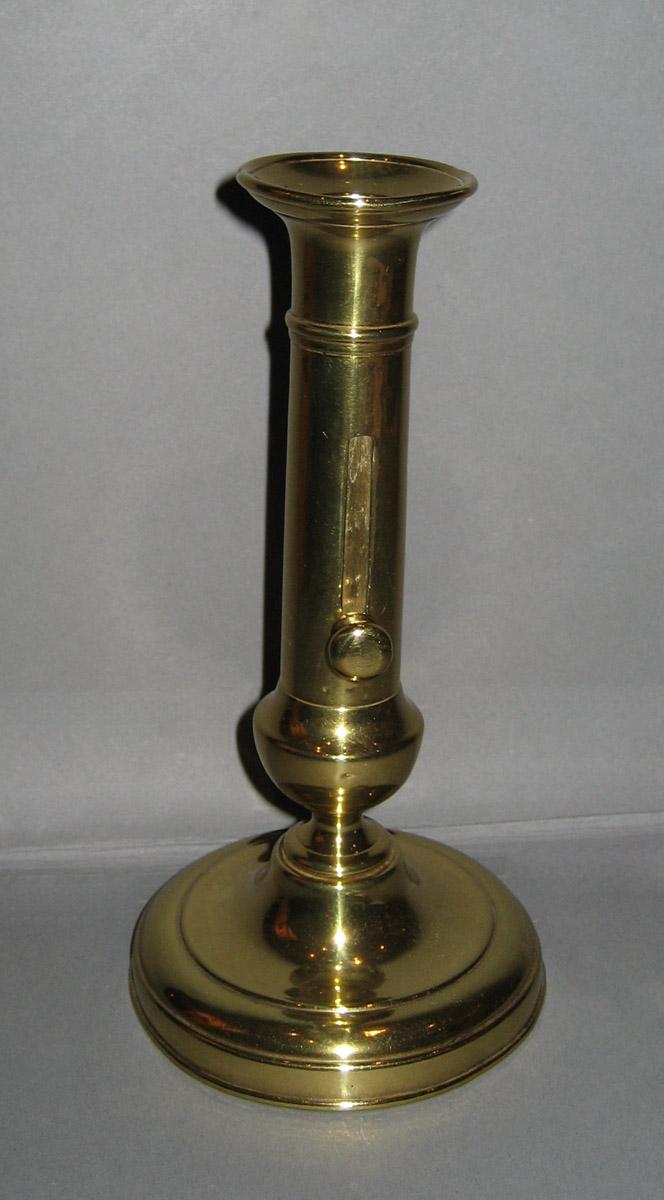 1965.0007.001 Candlestick