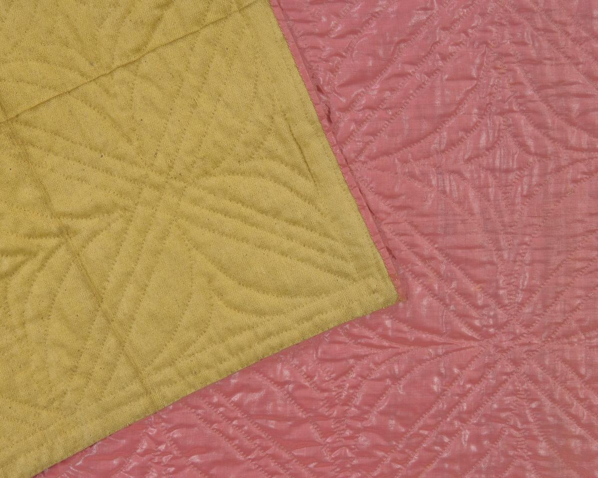 1955.0662.002 Quilt (front and reverse)