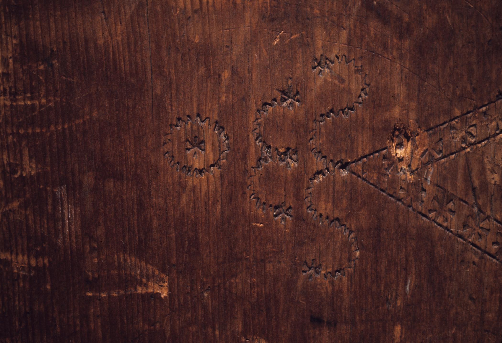 1965.0037 chest, detail 1