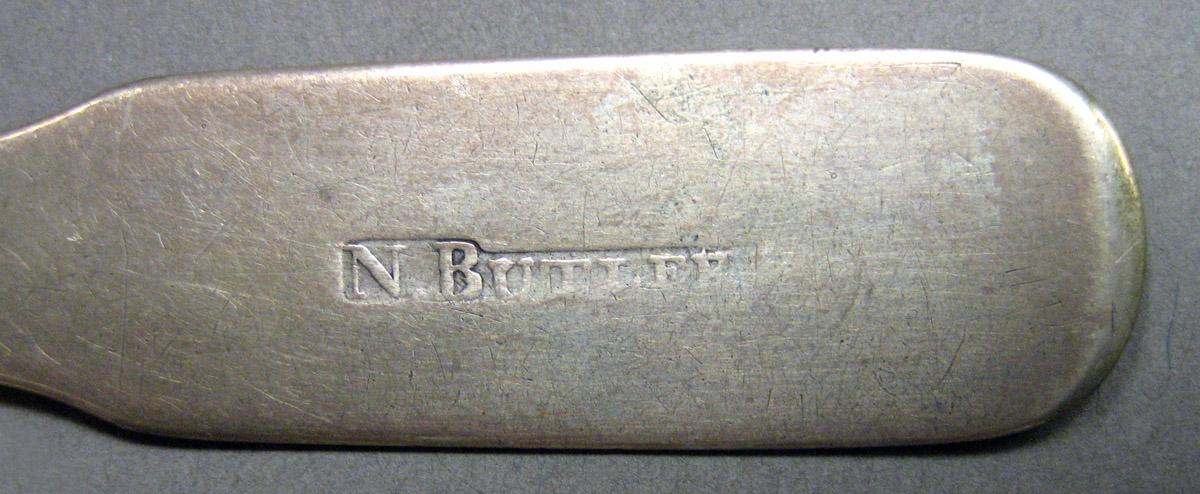 1965.0040.002 Silver Spoon mark