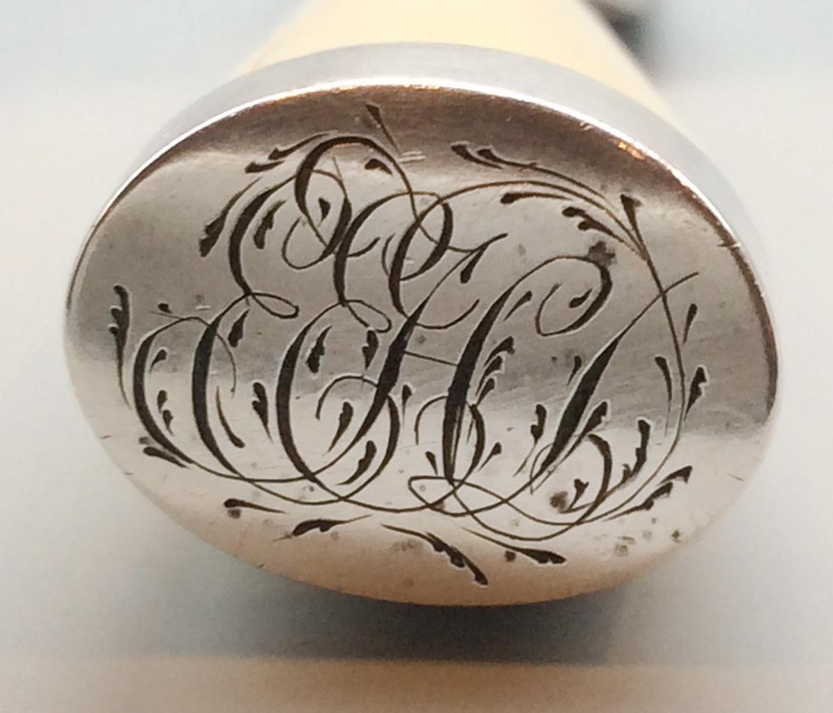 1965.0066.004 Knife, detail 2