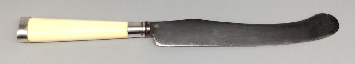 1965.0066.007 Knife, view 2