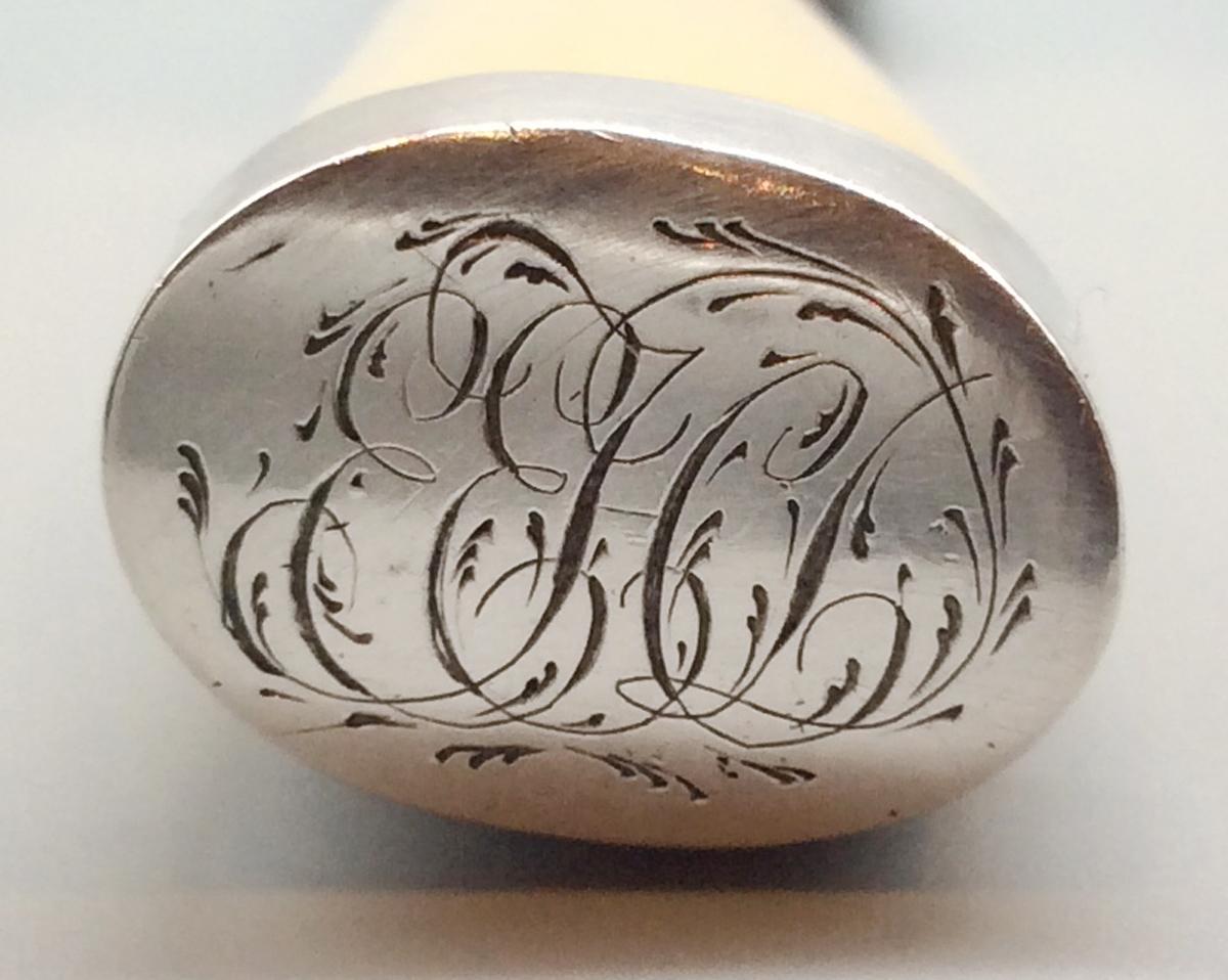 1965.0066.008 Knife, detail 2