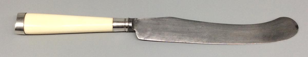 1965.0066.013 Knife, view 2