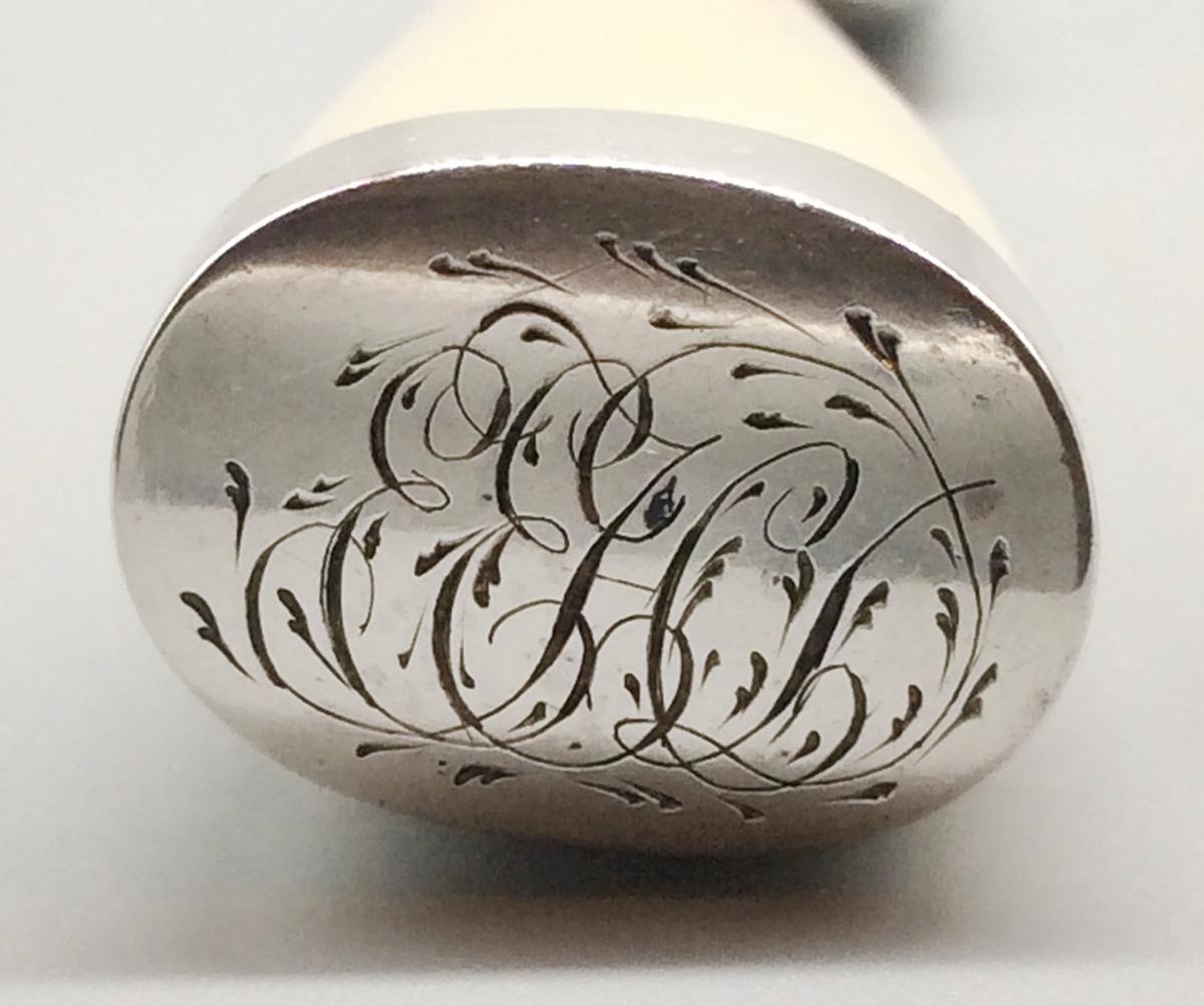 1965.0066.013 Knife, detail 2