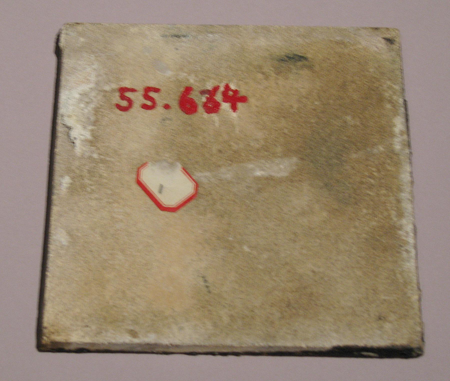 1955.0664 Delft tile (back)