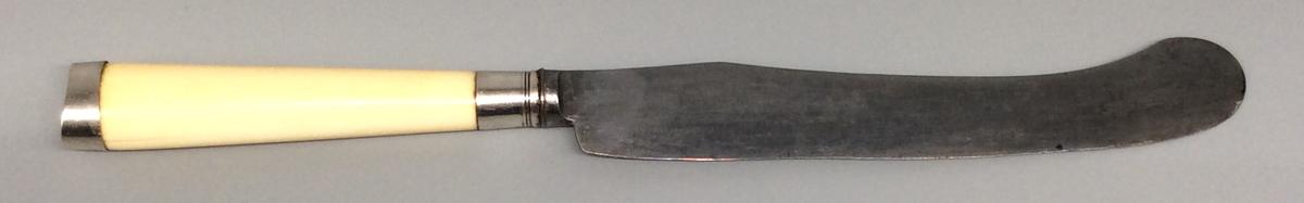 1965.0066.017 Knife, view 2