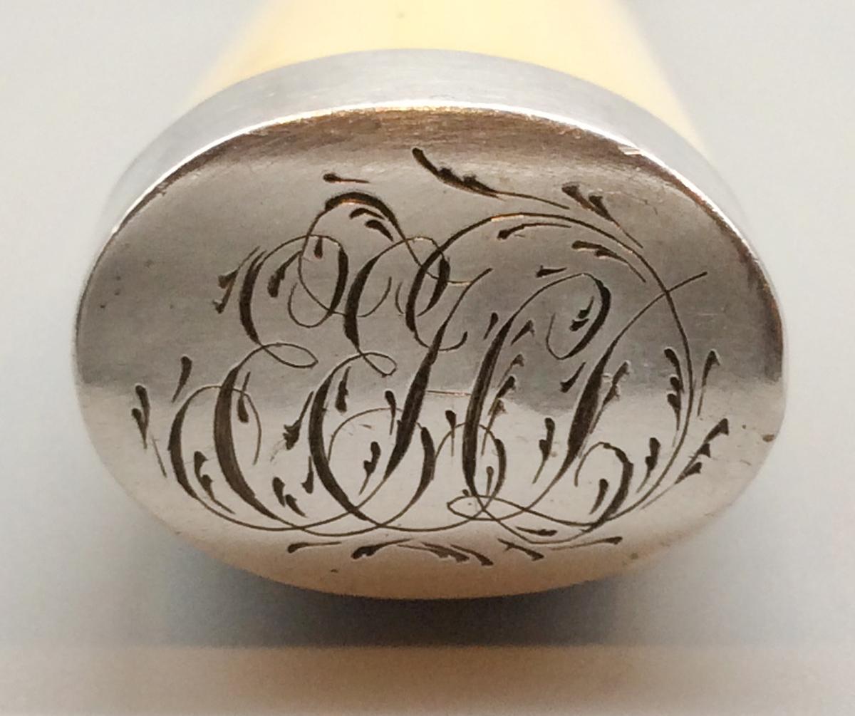 1965.0066.017 Knife, detail 2