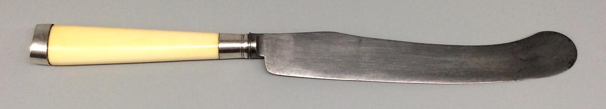 1965.0066.020 Knife, view 2