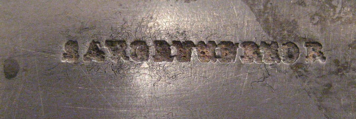 1965.0066.022 Knife (mark)