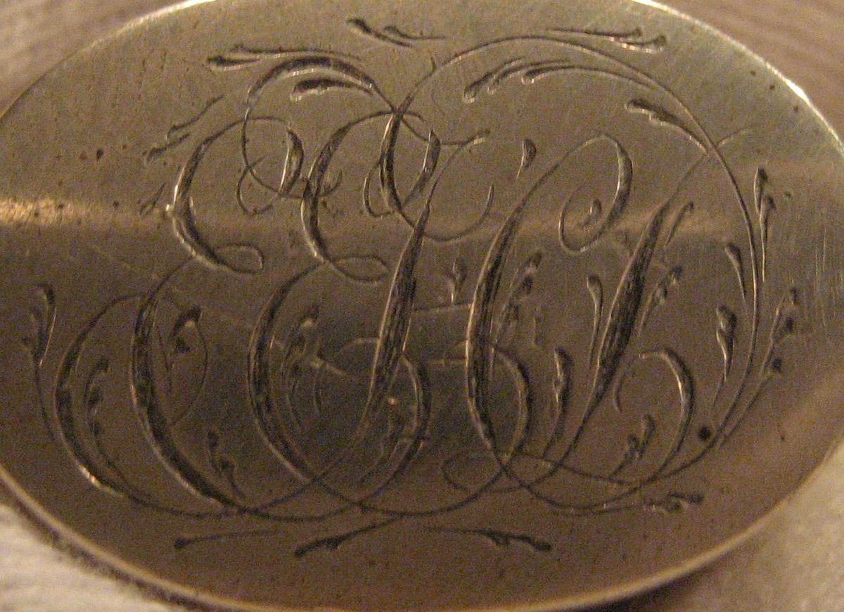 1965.0066.028 Knife (inscription)