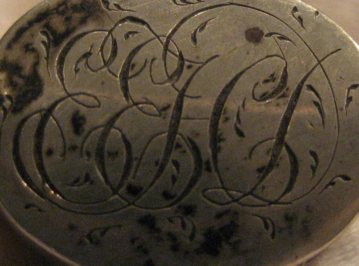 1965.0066.058 Fork (inscription)