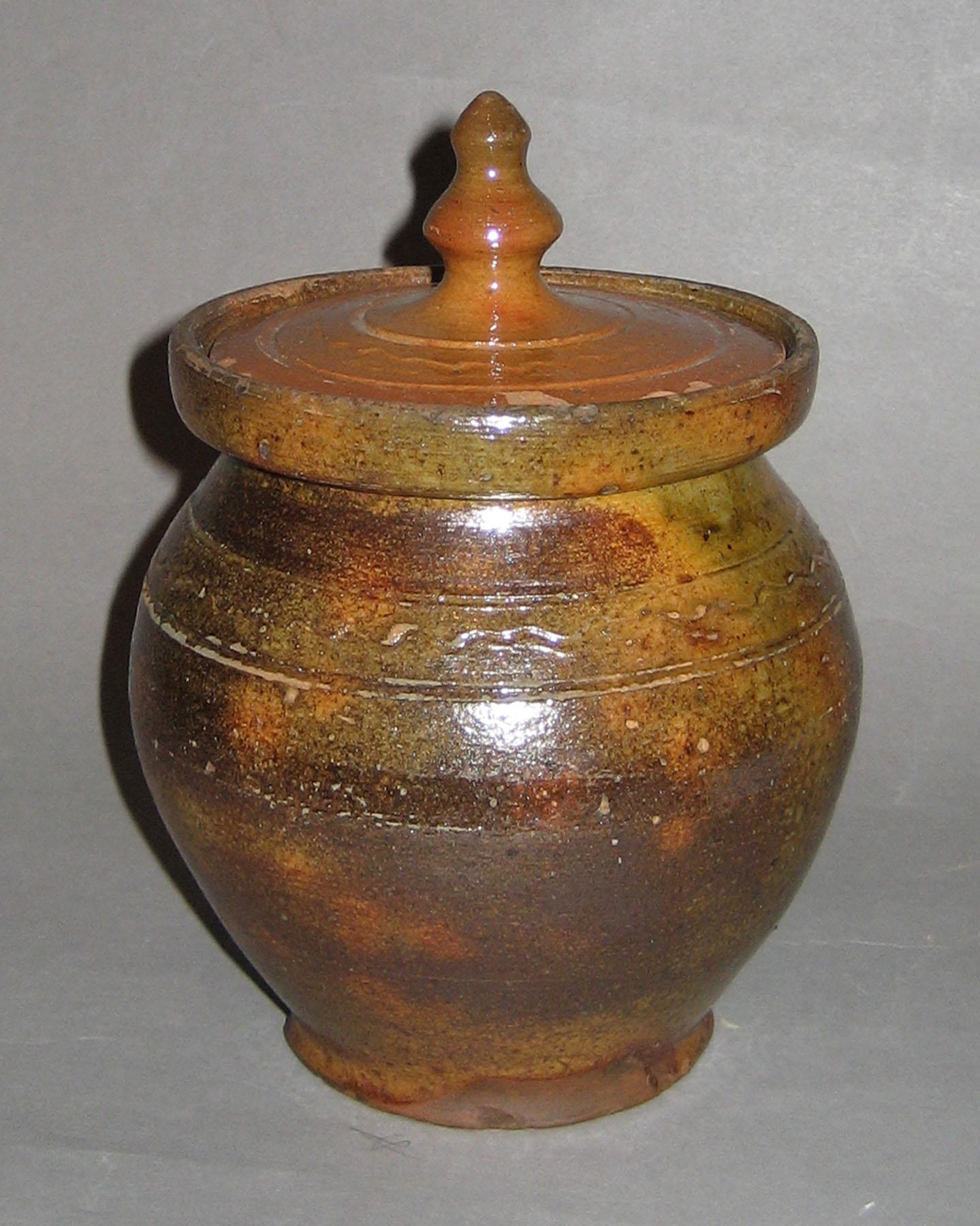 1955.0723 A, B Bowl and Cover
