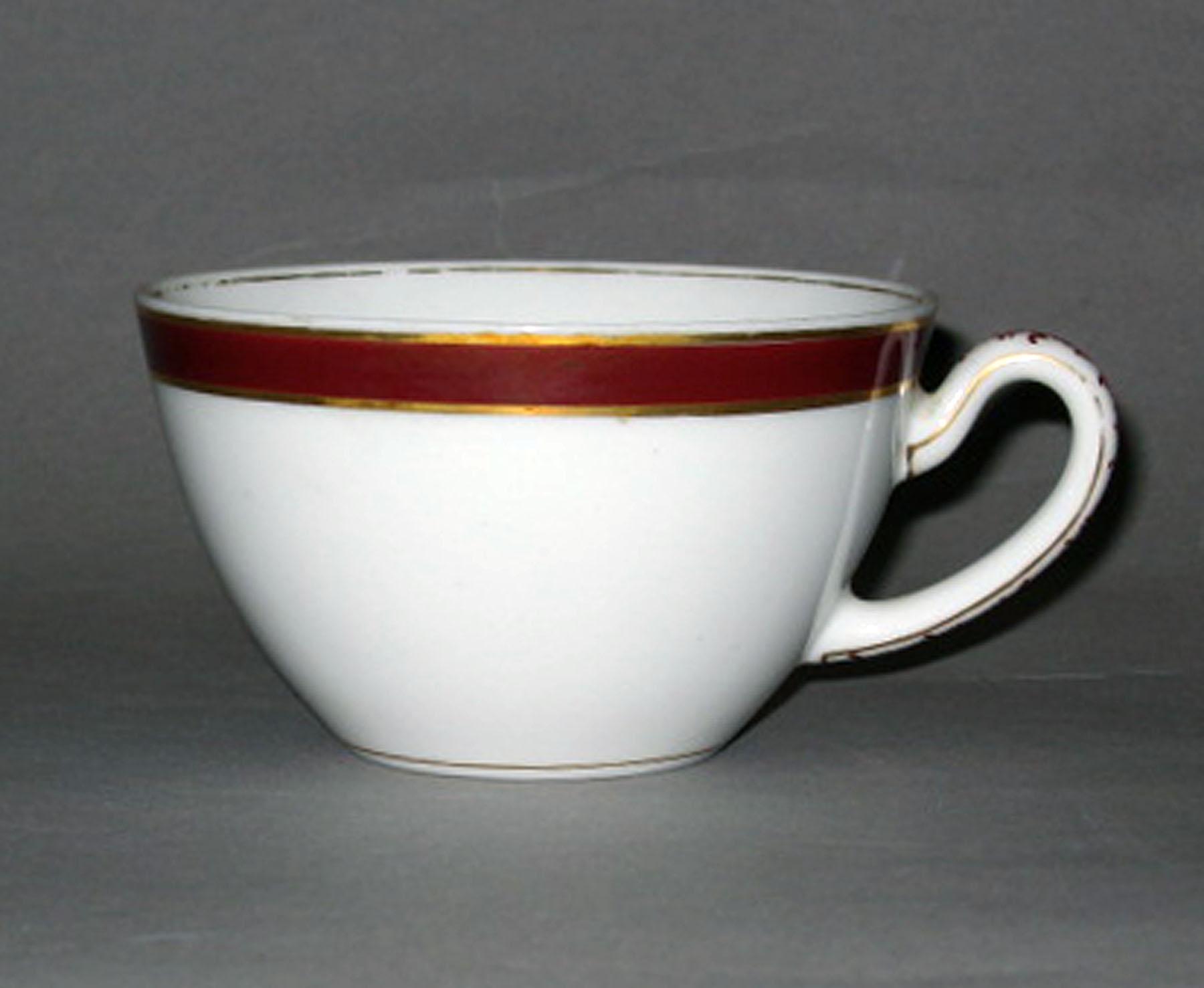 1965.0081.005 Porcelain teacup